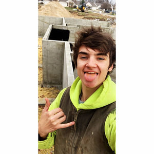 Meet your Posher, Dylan